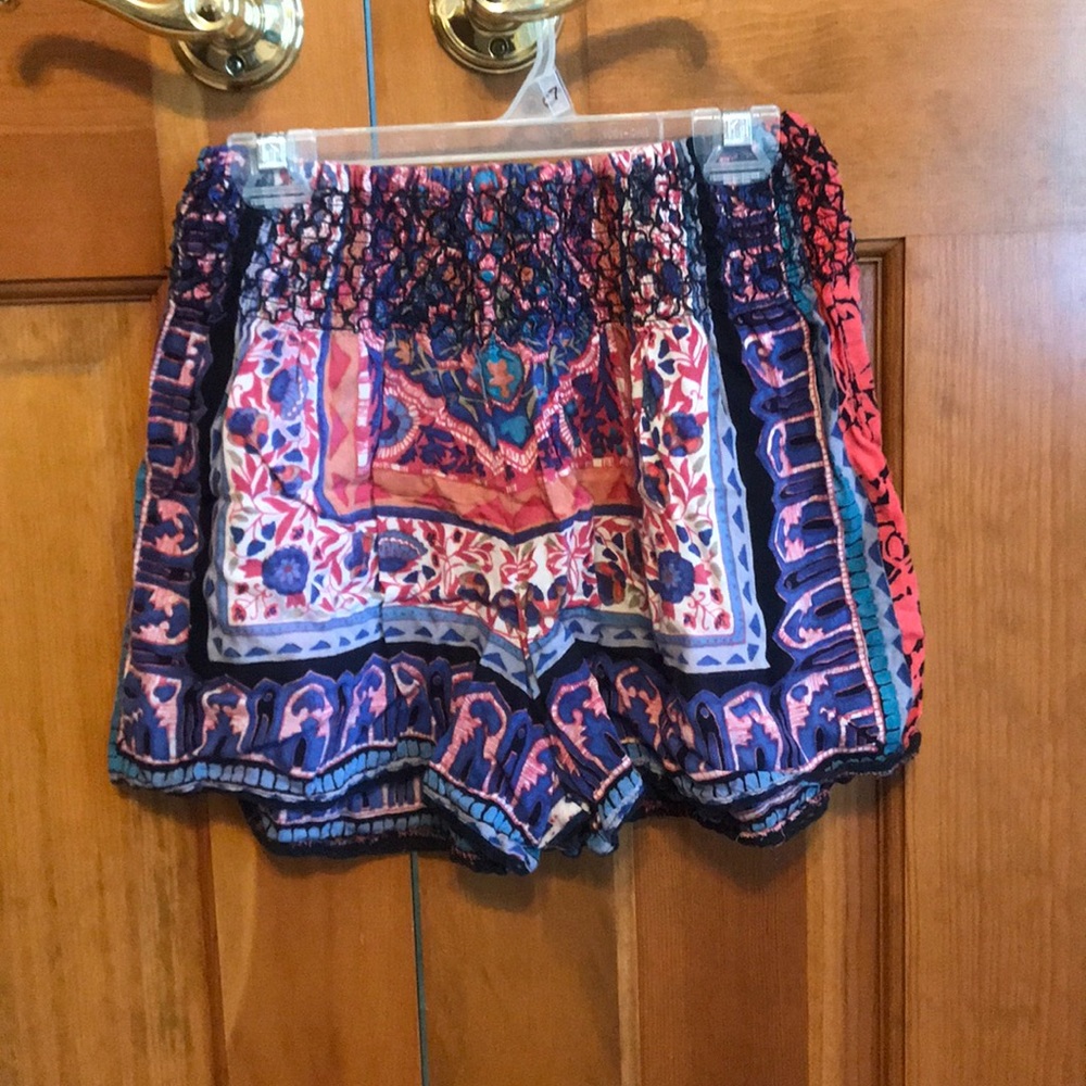 (4/$10) Boho flowy shorts